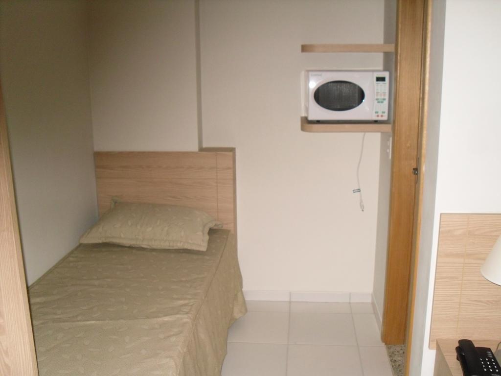 Apartamento Golden Dolphin Express Caldas Novas Exterior foto