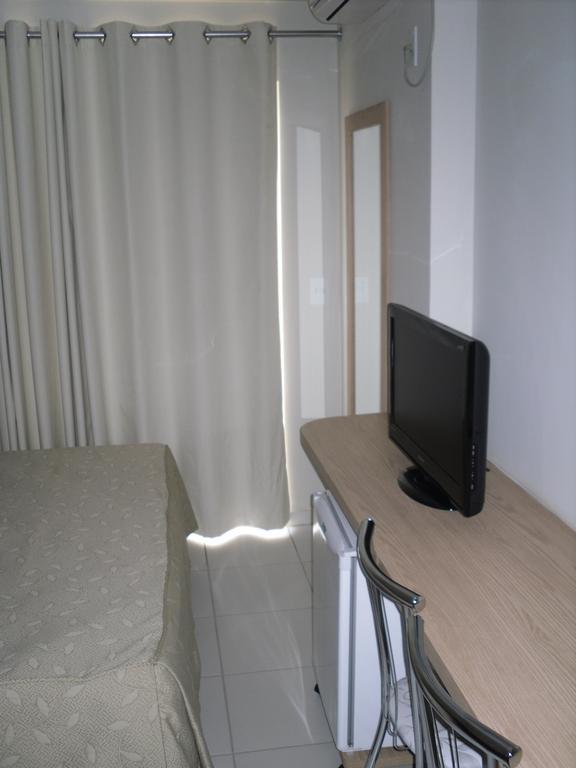 Apartamento Golden Dolphin Express Caldas Novas Exterior foto